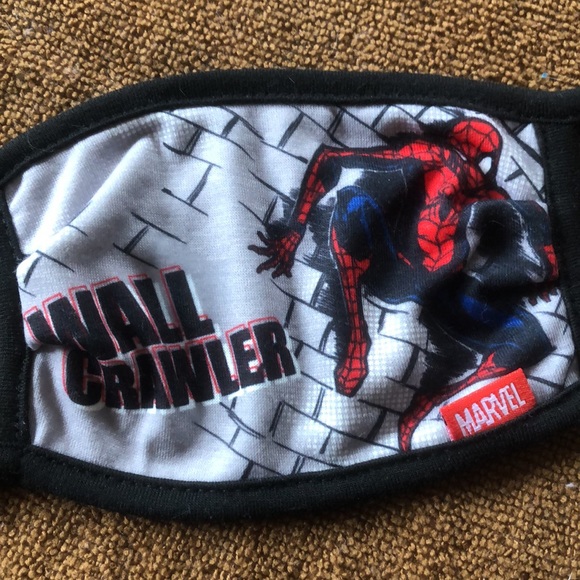 BRAND NEW CHILDREN’S SPIDER-MAN FACE MASKS. 🕷 - Picture 3 of 5